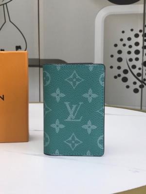 wholesale quality louis vuitton wallets 30301 multiple dark green